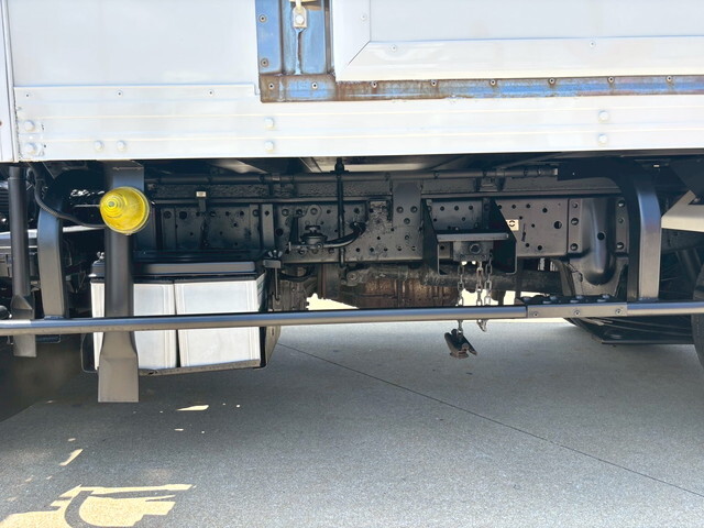 マツダタイタン冷凍車（冷蔵車）小型（2t・3t）[写真19]