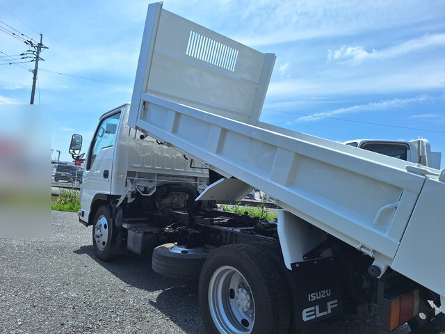 いすゞエルフダンプ小型（2t・3t）[写真05]