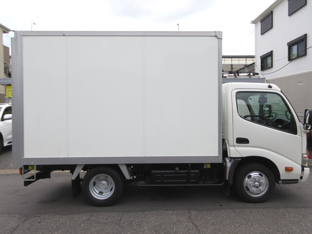 トヨタトヨエースパネルバン小型（2t・3t）[写真05]