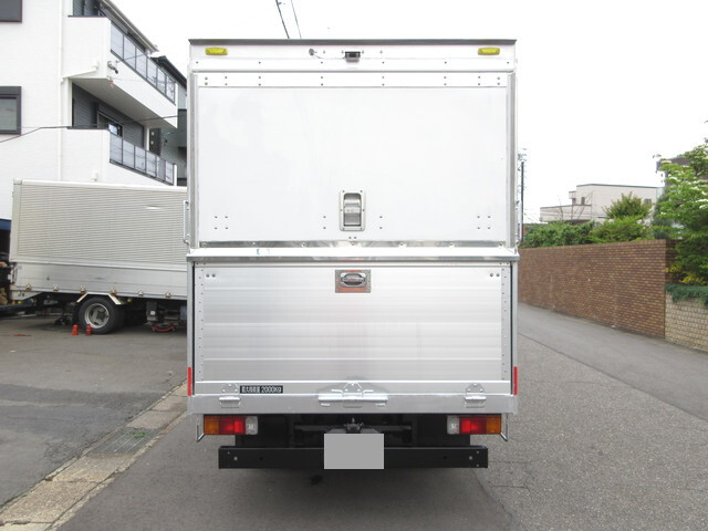 トヨタトヨエースパネルバン小型（2t・3t）[写真06]