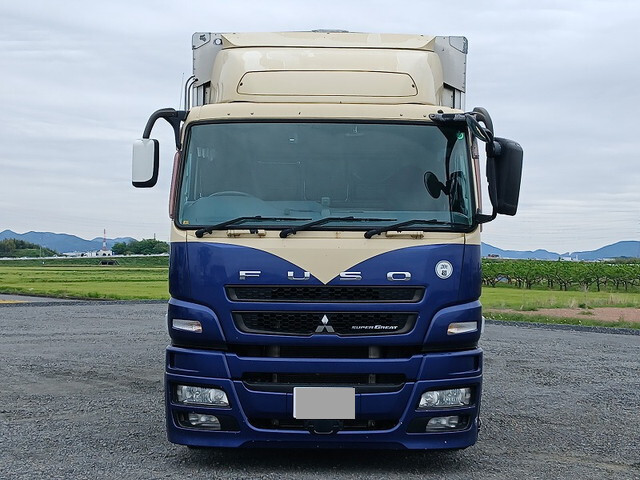 三菱ふそうスーパーグレートアルミウイング大型（10t）[写真05]
