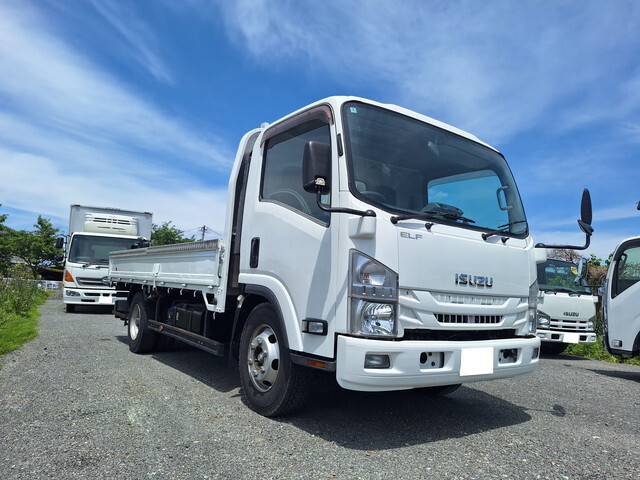 いすゞエルフ平ボディ小型（2t・3t）[写真01]