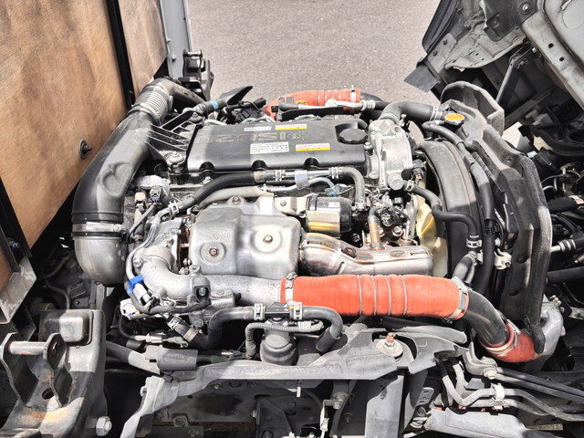 いすゞエルフ平ボディ小型（2t・3t）[写真27]