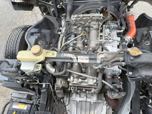 三菱ふそうキャンターバキュームカー小型（2t・3t）[写真27]