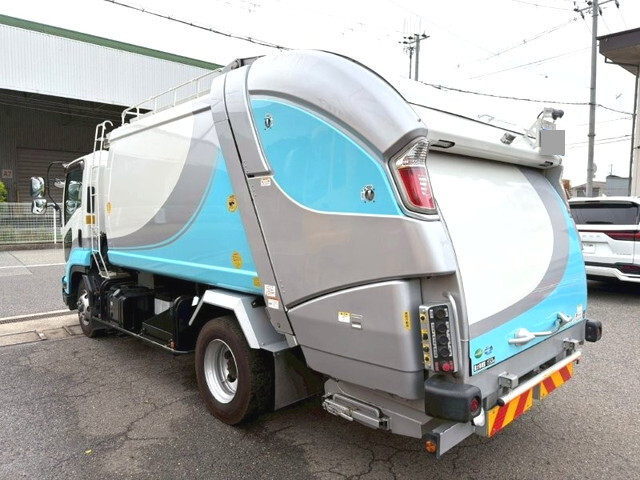 いすゞフォワードパッカー車（塵芥車）中型（4t）[写真02]