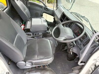 いすゞフォワードパッカー車（塵芥車）中型（4t）[写真35]