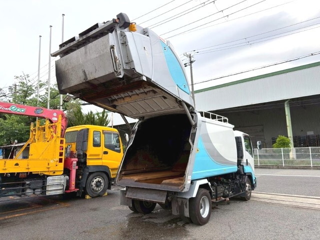 いすゞフォワードパッカー車（塵芥車）中型（4t）[写真06]