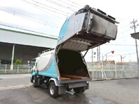 いすゞフォワードパッカー車（塵芥車）中型（4t）[写真08]