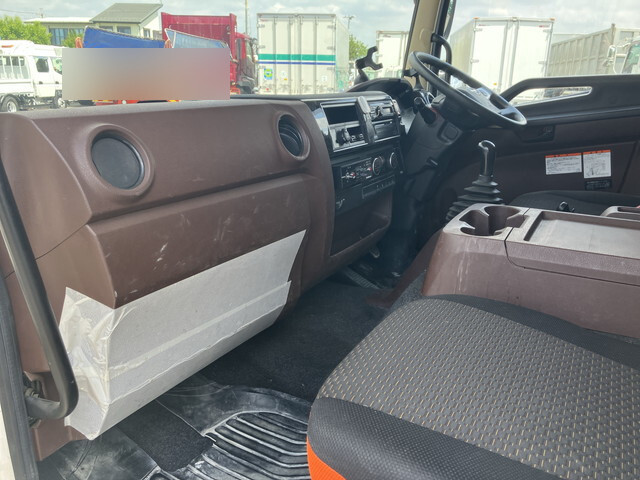 日野レンジャーミキサー車（コンクリートミキサー）増トン（6t・8t）[写真30]