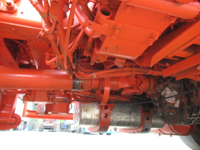 いすゞギガトレーラーヘッド（トラクターヘッド）大型（10t）[写真16]