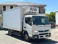 三菱ふそうキャンター冷凍車（冷蔵車）小型（2t・3t）[写真01]