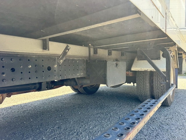 三菱ふそうキャンター冷凍車（冷蔵車）小型（2t・3t）[写真34]
