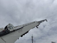 日野レンジャー穴掘建柱車中型（4t）[写真14]