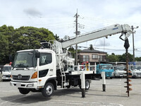 日野レンジャー穴掘建柱車中型（4t）[写真01]