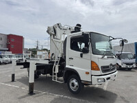 日野レンジャー穴掘建柱車中型（4t）[写真04]