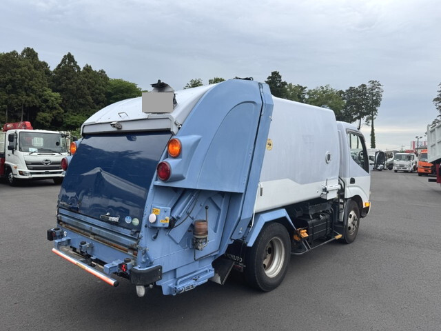 日野デュトロパッカー車（塵芥車）小型（2t・3t）[写真02]