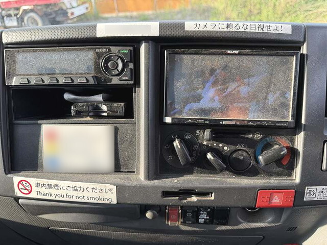 いすゞエルフアルミバン小型（2t・3t）[写真35]