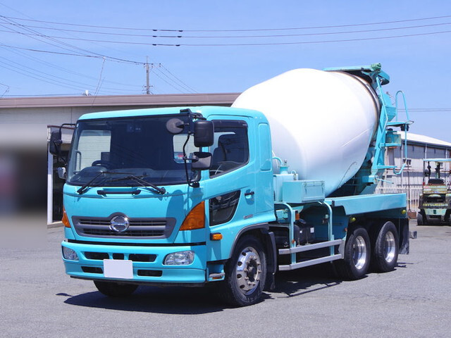 日野レンジャーミキサー車（コンクリートミキサー）増トン（6t・8t）[写真03]