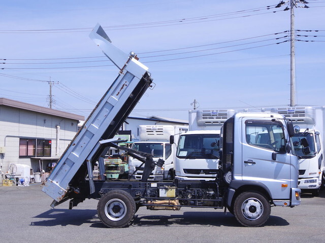 日野レンジャーダンプ中型（4t）[写真10]