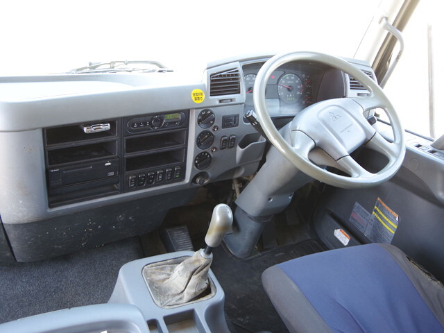 三菱ふそうファイターセルフローダー増トン（6t・8t）[写真28]