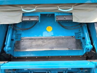 いすゞエルフパッカー車（塵芥車）小型（2t・3t）[写真13]