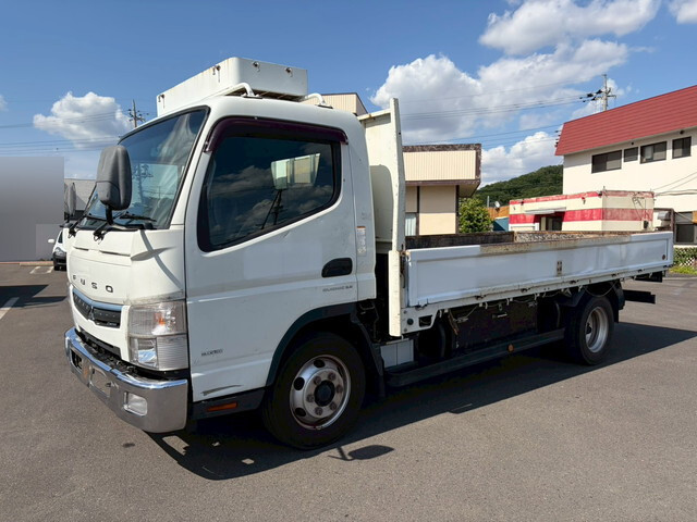 三菱ふそうキャンター平ボディ小型（2t・3t）[写真03]