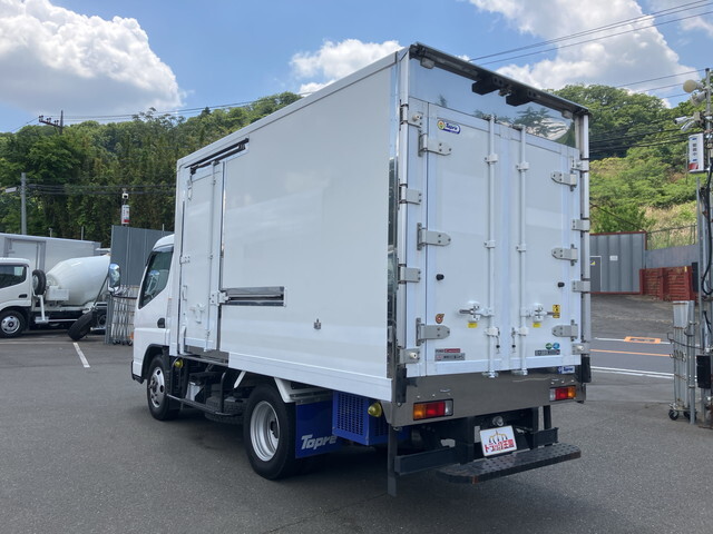 三菱ふそうキャンター冷凍車（冷蔵車）小型（2t・3t）[写真04]