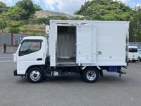 三菱ふそうキャンター冷凍車（冷蔵車）小型（2t・3t）[写真06]