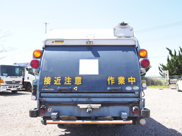 日野デュトロパッカー車（塵芥車）小型（2t・3t）[写真04]