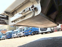 日野レンジャーパッカー車（塵芥車）中型（4t）[写真21]