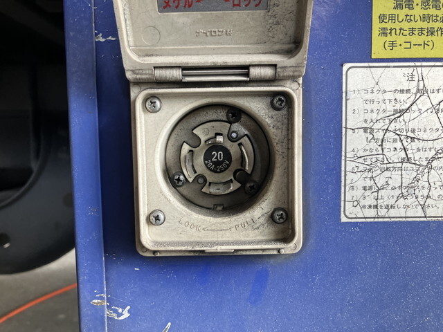 日野デュトロ冷凍車（冷蔵車）小型（2t・3t）[写真23]