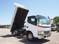 日野デュトロダンプ小型（2t・3t）[写真01]