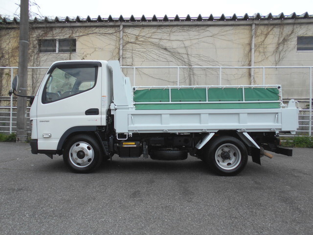 三菱ふそうキャンターダンプ小型（2t・3t）[写真06]