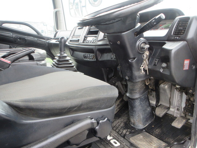 日野レンジャーダンプ中型（4t）[写真30]