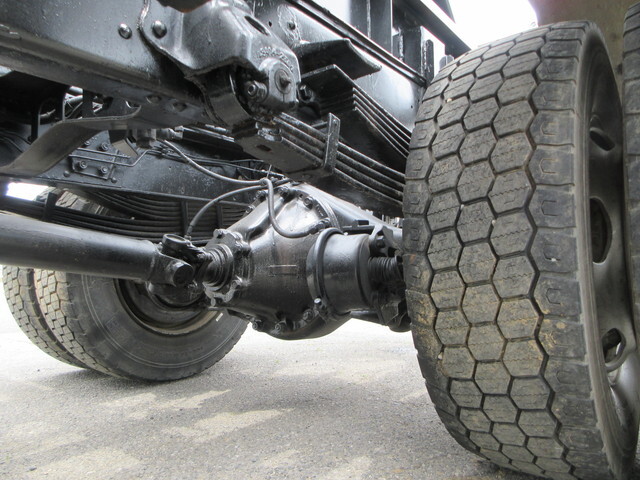 日野レンジャーコンテナ専用車増トン（6t・8t）[写真15]