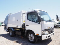 日野デュトロパッカー車（塵芥車）小型（2t・3t）[写真01]