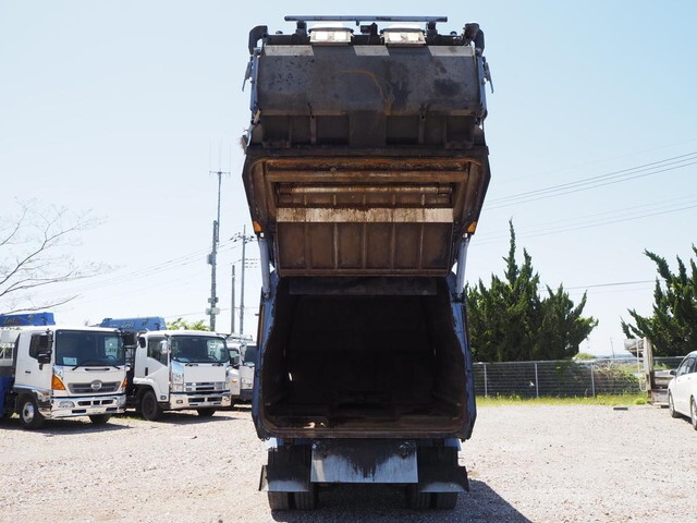 日野デュトロパッカー車（塵芥車）小型（2t・3t）[写真09]