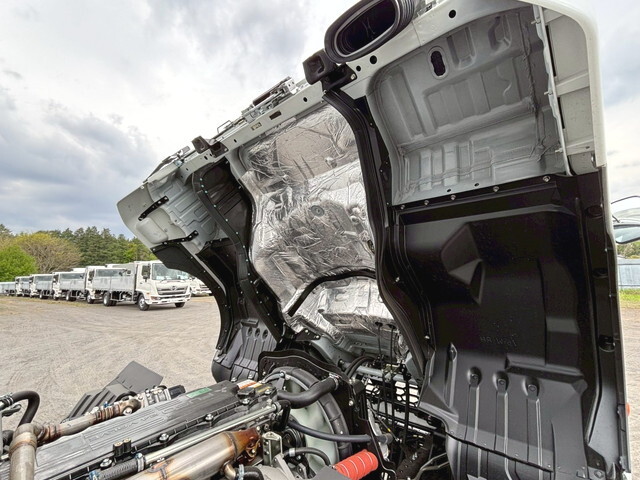 三菱ふそうファイターアルミウイング中型（4t）[写真22]