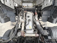 いすゞギガタンク車（タンクローリー）大型（10t）[写真35]