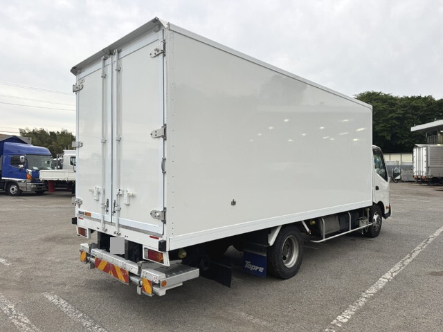日野デュトロ冷凍車（冷蔵車）小型（2t・3t）[写真02]