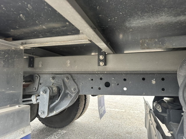 日野デュトロ冷凍車（冷蔵車）小型（2t・3t）[写真22]