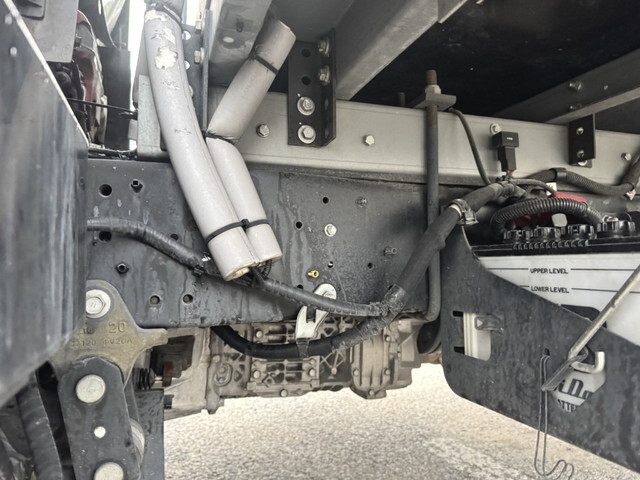 日野デュトロ冷凍車（冷蔵車）小型（2t・3t）[写真24]