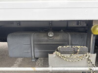 日野デュトロ冷凍車（冷蔵車）小型（2t・3t）[写真27]
