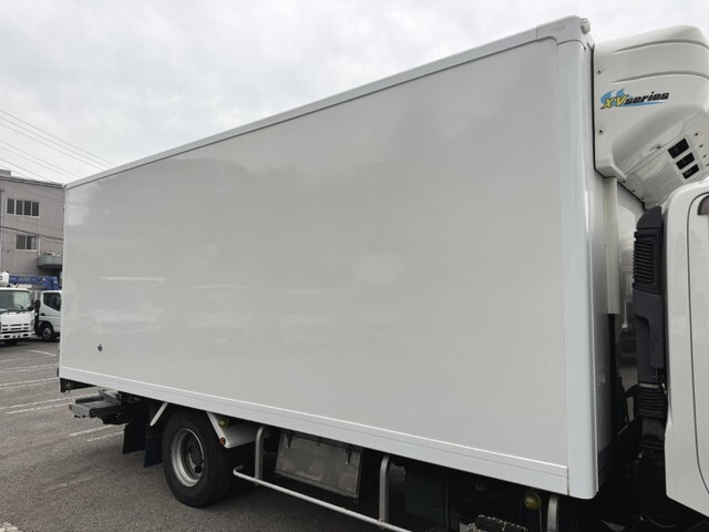 日野デュトロ冷凍車（冷蔵車）小型（2t・3t）[写真06]