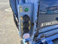 日野デュトロパッカー車（塵芥車）小型（2t・3t）[写真13]
