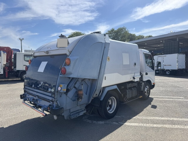 日野デュトロパッカー車（塵芥車）小型（2t・3t）[写真02]