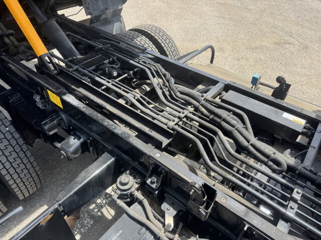 日野デュトロパッカー車（塵芥車）小型（2t・3t）[写真17]
