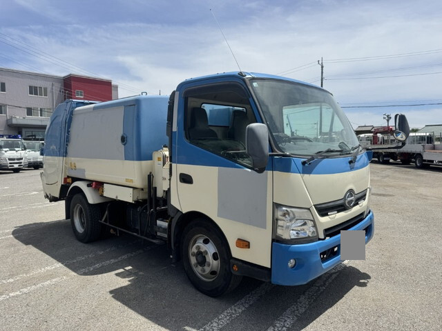 日野デュトロパッカー車（塵芥車）小型（2t・3t）[写真03]