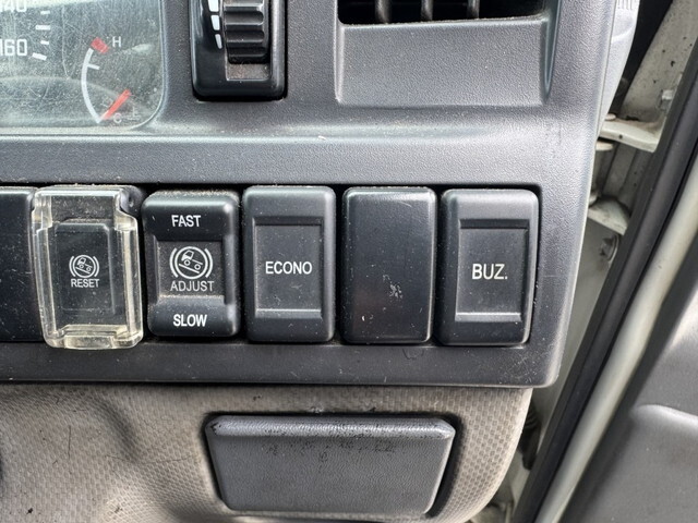 いすゞエルフアルミブロック小型（2t・3t）[写真27]