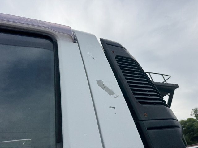 三菱ふそうファイターコンテナ専用車増トン（6t・8t）[写真37]